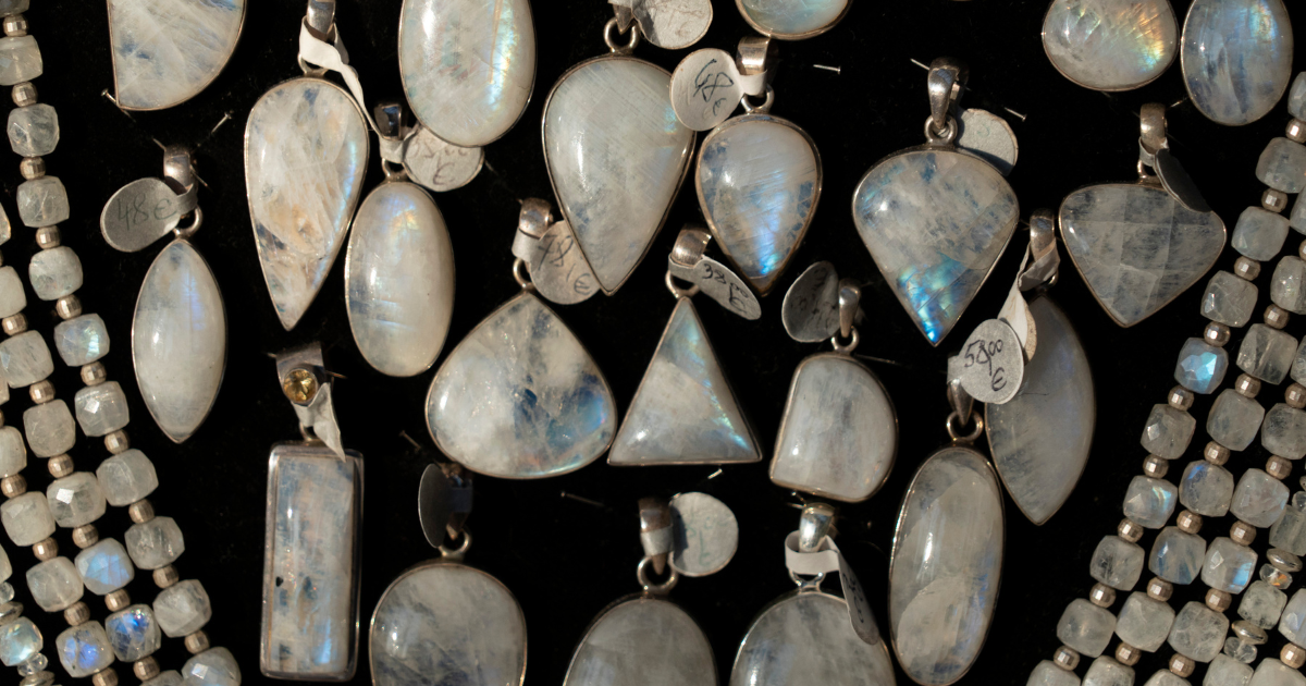 Black Moonstone Meaning Healing Properties Benefits And Uses