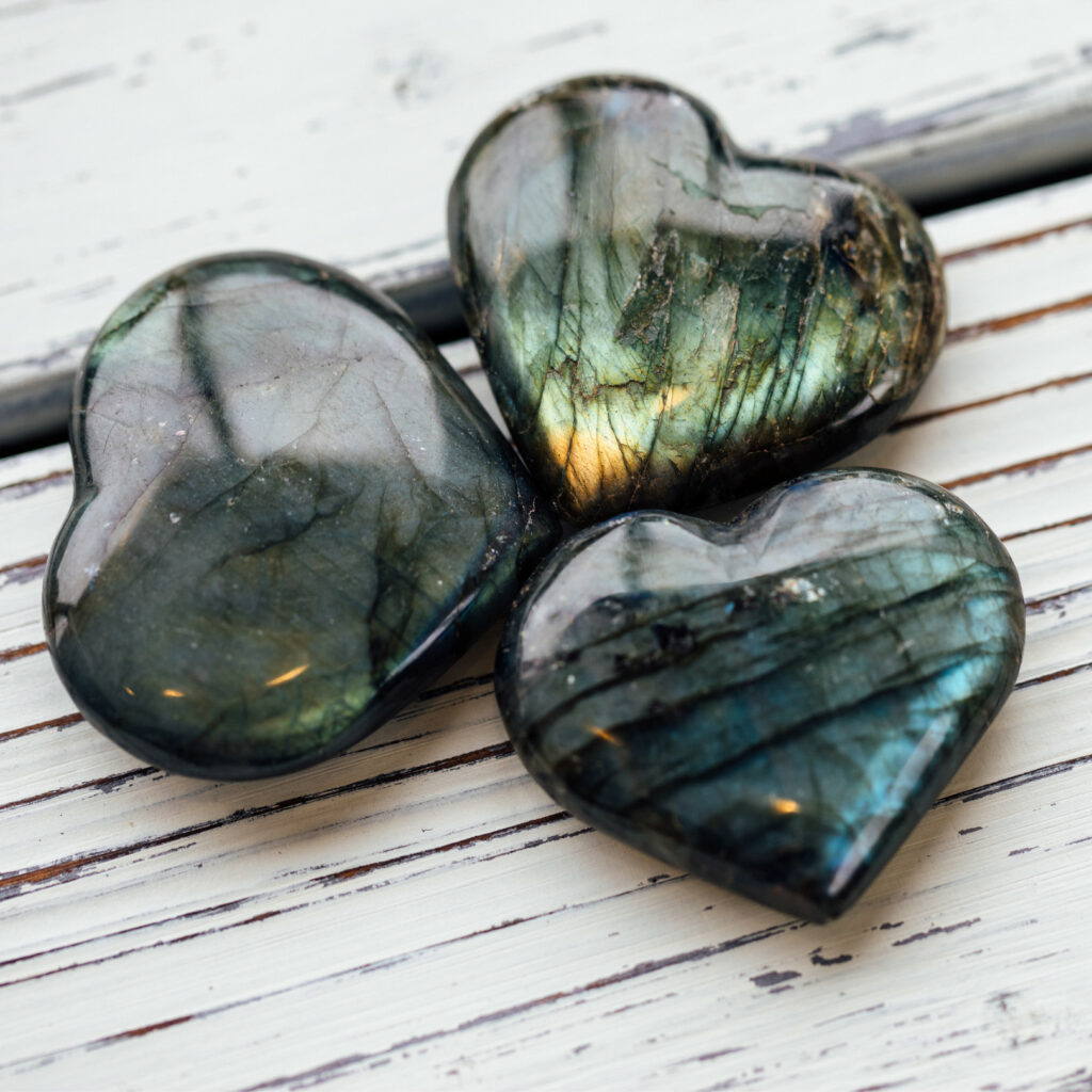 how-to-tell-if-labradorite-is-real-or-fake-in-7-easy-ways-neocrystals