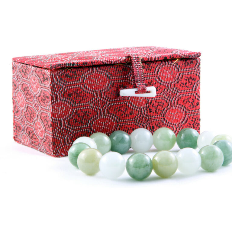 13-benefits-of-wearing-jade