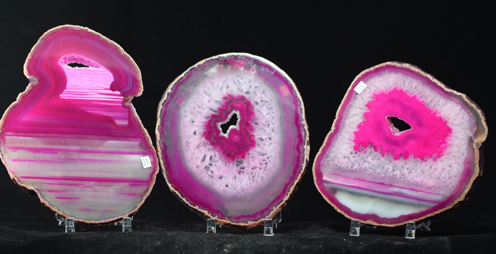 4 Best Ways to Charge Pink Agate