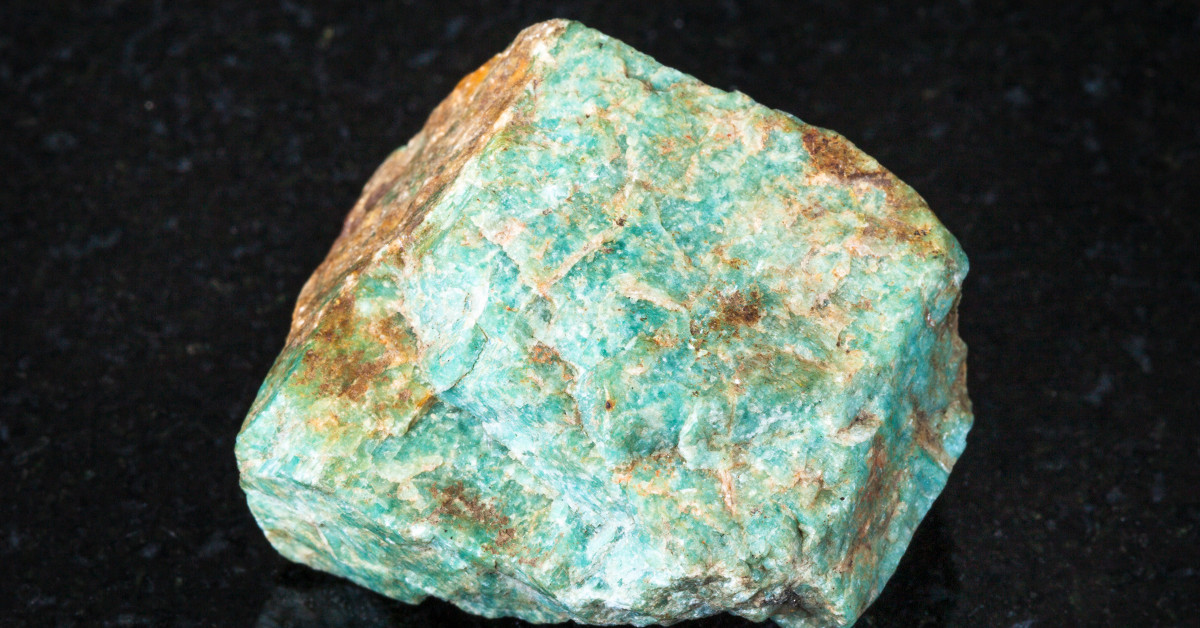 5 Types of Amazonite and their Best Uses