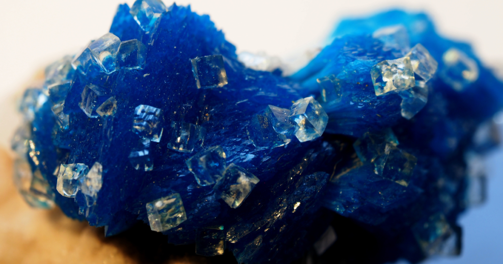 Cavansite Meaning: Healing Properties, Benefits and Uses